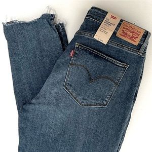 Levi’s 721 High Rise Skinny Jean